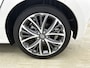 Toyota Yaris 1.5 Hybrid 130 Executive | BTW voertuig | Stoel+stuurverwarming | dodehoek detectie | Parkeersensoren voor+achter | Cruise Control Adaptive | Climate Control | Apple CarPlay/Android Auto |