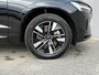 Volvo XC60 2.0 T8 Plug-in hybrid AWD Ultra Bright / Facelift / Fabrieksgarantie t/m 12-2027 / Schuif-/Kantel dak / All-Season banden / Stoel-/Stuur-/Achterbankverwarming /