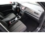 Volkswagen T-Roc 1.0 TSI Style | Pano | LED | Virtual | Sensoren | CarPlay | Navi | Clima | DAB