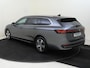 Volkswagen Passat Variant 1.5 eHybrid Business | SoH 100% | Trekhaak | Parkeerassistent | Head-up display | Dodehoek detectie | Massagefunctie voorstoelen | Navigatie | Leder/alcantara bekleding |