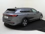 Volkswagen Passat Variant 1.5 eHybrid Business | SoH 100% | Trekhaak | Parkeerassistent | Head-up display | Dodehoek detectie | Massagefunctie voorstoelen | Navigatie | Leder/alcantara bekleding |