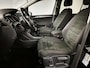Volkswagen Touran 1.4 TSI Highline Business R 7p | Trekhaak | Parkeersensoren V+A | Stoelverwarming | Apple CarPlay / Android Auto |