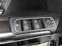 Mercedes-Benz B-klasse 180 Business Solution AMG AMG Line | Night Pakket | Panorama Schuif-Kanteldak | Memory voorstoelen | Achteruitrijcamers. Inclusief 24 maanden MB Certified garantie voor Europa.