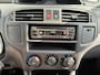 Hyundai Matrix 1.6i Active Cool Airco Electric pakket Audio-CD ABS EBD Getint glas Colorpakket Trekhaak Dealeronderhoud Nieuwe Apk