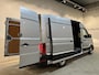 Volkswagen Crafter 35 2.0 TDI L3H3 140 PK Automaat / Euro 6 / Trekhaak 3.000 KG / Airco / Cruise Control / PDC / CarPlay / Navigatie / 3-Zits / 49.350 KM !!