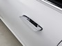 Mercedes-Benz E-klasse Estate 300 e Luxury Line Plug-In Hybride Trekhaak | Rijassistentiepakket plus | Parkeerpakket met 360°-camera | Distronic | Sfeerverlichting. Inclusief 24 maanden Mercedes-Benz Certified garantie voor Europa.