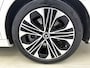 Mercedes-Benz E-klasse Estate 300 e Luxury Line Plug-In Hybride Trekhaak | Rijassistentiepakket plus | Parkeerpakket met 360°-camera | Distronic | Sfeerverlichting. Inclusief 24 maanden Mercedes-Benz Certified garantie voor Europa.