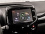 Peugeot 108 1.2 VTi Allure (SCHERM, CLIMATE, LM VELGEN, CRUISE, SPORTSTOELEN, BLUETOOTH, NIEUWSTAAT)