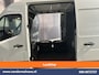 Renault Master 2.3 dCi L2H2 Euro6 Airco | Laadklep | 2x Zijdeur | Camera | Navigatie | LED | Cruisecontrol Parkeersensoren, Bijrijdersbank