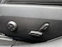 Mercedes-Benz C-klasse 180 Luxury Line | Achteruitrijcamera | Trekhaak | Dodehoekassistent | Sfeerverlichting | Inclusief 24 maanden MB Certified garantie voor Europa.