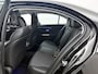 Mercedes-Benz C-klasse 180 Luxury Line | Achteruitrijcamera | Trekhaak | Dodehoekassistent | Sfeerverlichting | Inclusief 24 maanden MB Certified garantie voor Europa.