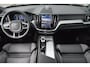 Volvo XC60 Hybride AWD Plus Black Edition | Luchtvering | Bowers & Wilkins | Panoramadak | 360° Camera | Stoel + Stuur Verwarmd |
