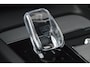 Volvo XC60 Hybride AWD Plus Black Edition | Luchtvering | Bowers & Wilkins | Panoramadak | 360° Camera | Stoel + Stuur Verwarmd |