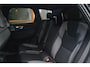 Volvo XC60 Hybride AWD Plus Black Edition | Luchtvering | Bowers & Wilkins | Panoramadak | 360° Camera | Stoel + Stuur Verwarmd |