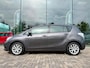 Toyota Verso 1.8 VVT-i Luxe, 7-persoons, dealer onderhouden