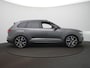 Volkswagen Touareg 3.0 TSi eHybrid 4MOTION R 462PK | Luchtvering | Panodak | 360 Camera | Nachtzicht