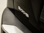 Peugeot 2008 1.2 PureTech Allure Automaat (VIRTUAL COCKPIT, APPLE CARPLAY, GROOT NAVI, 360 CAMERA, KEYLESS, SPORTSTOELEN, CRUISE, LANE ASSIST, NIEUWE APK, NIEUWSTAAT)