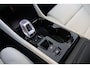 Volvo XC40 2.0 B4 Plus Dark | Achterbank verwarmd | All seasonbanden | Apple Carplay/Android Auto|telefoonintegratie premium