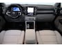 Volvo XC40 2.0 B4 Plus Dark | Achterbank verwarmd | All seasonbanden | Apple Carplay/Android Auto|telefoonintegratie premium