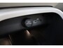 Volvo XC40 2.0 B4 Plus Dark | Achterbank verwarmd | All seasonbanden | Apple Carplay/Android Auto|telefoonintegratie premium