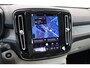 Volvo XC40 2.0 B4 Plus Dark | Achterbank verwarmd | All seasonbanden | Apple Carplay/Android Auto|telefoonintegratie premium