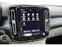 Volvo XC40 2.0 B4 Plus Dark | Achterbank verwarmd | All seasonbanden | Apple Carplay/Android Auto|telefoonintegratie premium