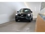 Volvo XC40 2.0 B4 Plus Dark | Achterbank verwarmd | All seasonbanden | Apple Carplay/Android Auto|telefoonintegratie premium