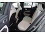 Volvo XC40 2.0 B4 Plus Dark | Achterbank verwarmd | All seasonbanden | Apple Carplay/Android Auto|telefoonintegratie premium