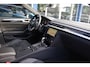 Volkswagen Arteon Shooting Brake 1.4 TSI eHybrid SOH 94% R-Line Panoramadak 360° Camera Trekhaak