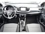 Kia Stonic 1.0 T-GDi DynamicLine | Cruise Control | Camera + Sensoren | Airco | Bluetooth | Tot 10 Jr. Kia-Garantie |