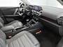 Citroën C4 Feel 130pk | Navigatie | Achteruitrijcamera | Climate Control | Cruise Control | Parkeersensoren | Keyless | Armsteun | Led koplampen | Regensensor | Automatisch dimlicht | Elektrisch inklapbare spiegels | Apple Carplay / Android Auto | Bluetooth | DAB+ radio | Adaptief demping systeem | Half lederen comfortstoelen | Dealeronderhouden |