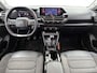 Citroën C4 Feel 130pk | Navigatie | Achteruitrijcamera | Climate Control | Cruise Control | Parkeersensoren | Keyless | Armsteun | Led koplampen | Regensensor | Automatisch dimlicht | Elektrisch inklapbare spiegels | Apple Carplay / Android Auto | Bluetooth | DAB+ radio | Adaptief demping systeem | Half lederen comfortstoelen | Dealeronderhouden |