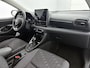 Toyota Yaris 1.5 Hybrid 115 Dynamic Comfort Pack | BTW Voertuig | Dodehoek detectie | Parkeersensoren voor+achter | Stoel+stuurverwarming | Cruise Control Adaptive | Apple CarPlay/Android Auto |