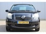 Toyota Yaris 1.0 VVTi | APK 04-2027 | Trekhaak |