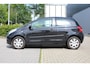 Toyota Yaris 1.0 VVTi | APK 04-2027 | Trekhaak |