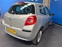Renault Clio 1.2-16V Special Line