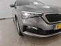 Skoda Scala 1.0 TSI Business Edition Clima / Parkeersensoren / Navigatie / LED verlichting / Cruise control / App-connect