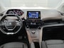 Peugeot Rifter GT 130pk Automaat | Navigatie via Apple Carplay / Android Auto | Achteruitrijcamera | Climate Control | Cruise Control | Parkeersensoren v+a | Dodehoeksensor | Keyless | Elektrisch inklapbare spiegels | Bluetooth | DAB+ radio | Multifunctioneel lederen stuurwiel | Donker getint glas | Trekhaak | 2x Schuifdeur | 17" lichtmetalen velgen |