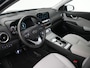 Hyundai Kona Electric EV Business 64 kWh | Stoelverwarming | Head-up Display | Achteruitrijcamera | Adaptieve Cruise Control | Stuurverwarming