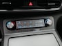 Hyundai Kona Electric EV Business 64 kWh | Stoelverwarming | Head-up Display | Achteruitrijcamera | Adaptieve Cruise Control | Stuurverwarming