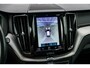 Volvo XC60 2.0 Recharge T8 AWD R-Design | Plug-in Hybrid (PHEV) | Trekhaak | Luchtvering | Lichtmetalen Velgen 22 inch | Bowers Wilkins Audio | Head-up Display | 360 Graden Camera | Black Pack | Panoramadak