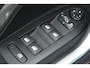 Peugeot 2008 1.2 Allure | Climate | Cruise | PDC A | LMV 16" | Navi | Climate | Cruise | PDC A | LMV 16" | Navi |
