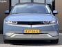 Hyundai Ioniq 5 Lounge 77.4 kWh / RWD / Panoramadak / Dynamische Navigatie / 360 Camera / Stoelverkoeling / Stoelverwarming Voor + Achter / Climate Control /