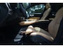 Volvo V60 T8 455pk AWD Ultra Dark | Lounge | Climate | Trekhaak | 19''