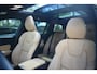 Volvo V60 T8 455pk AWD Ultra Dark | Lounge | Climate | Trekhaak | 19''