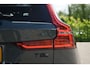 Volvo V60 T8 455pk AWD Ultra Dark | Lounge | Climate | Trekhaak | 19''