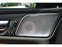 Volvo V60 T8 455pk AWD Ultra Dark | Lounge | Climate | Trekhaak | 19''