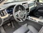 Volvo XC60 2.0 T6 Plug-in Hybrid AWD Ultra Dark | PHEV | Trekhaak | Panoramadak | Head-up Display | 360 Graden Camera | Parkeersensoren | Keyless Entry | Elektrische Achterklep | Elektrisch Verstelbare Voorstoelen | Stoelverwarming voor en achter | Navigatie Google Maps | Apple Carplay | Android Auto