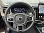 Volvo XC60 2.0 T6 Plug-in Hybrid AWD Ultra Dark | PHEV | Trekhaak | Panoramadak | Head-up Display | 360 Graden Camera | Parkeersensoren | Keyless Entry | Elektrische Achterklep | Elektrisch Verstelbare Voorstoelen | Stoelverwarming voor en achter | Navigatie Google Maps | Apple Carplay | Android Auto