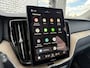 Volvo XC60 2.0 T6 Plug-in Hybrid AWD Ultra Dark | PHEV | Trekhaak | Panoramadak | Head-up Display | 360 Graden Camera | Parkeersensoren | Keyless Entry | Elektrische Achterklep | Elektrisch Verstelbare Voorstoelen | Stoelverwarming voor en achter | Navigatie Google Maps | Apple Carplay | Android Auto